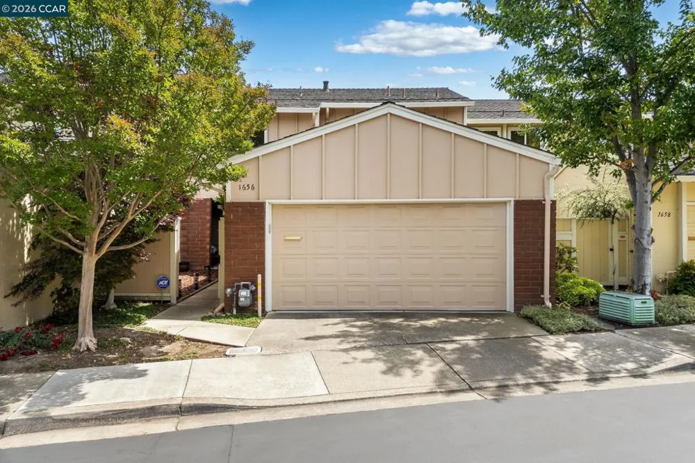 1656 Siskiyou Dr Walnut Creek, CA 94598