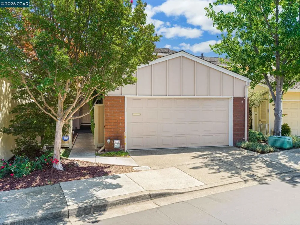1656 Siskiyou Dr Walnut Creek, CA 94598
