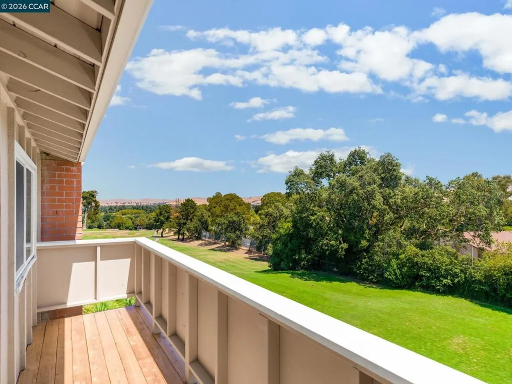 1656 Siskiyou Dr Walnut Creek, CA 94598