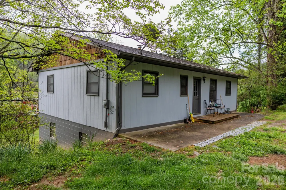 57 Gribble Road Franklin, NC 28734