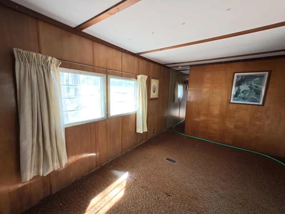 16880 Vondra Road Springdale Township, MI 49683