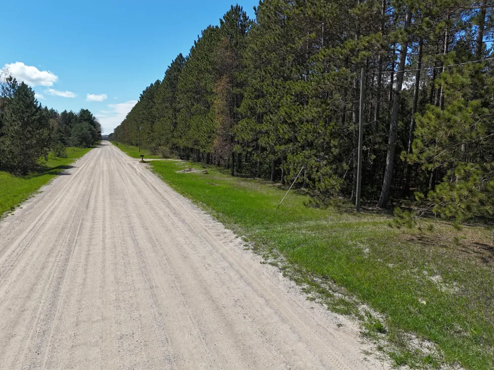 16880 Vondra Road Springdale Township, MI 49683