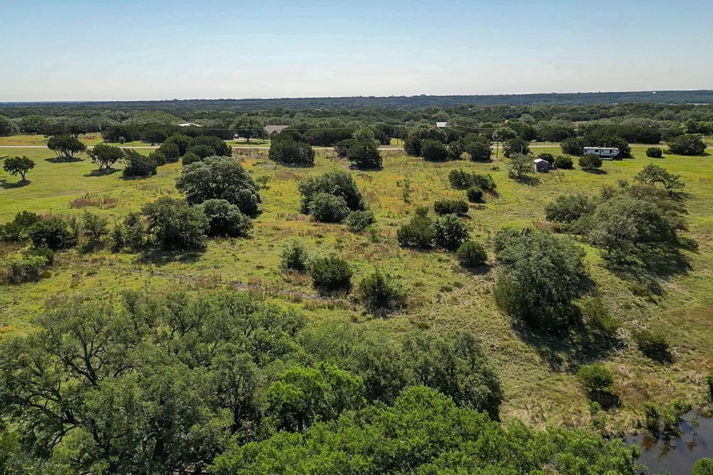 16 Sable Pass Lampasas, TX 76550