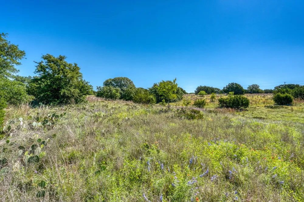 16 Sable Pass Lampasas, TX 76550