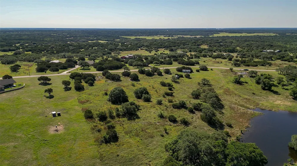 16 Sable Pass Lampasas, TX 76550