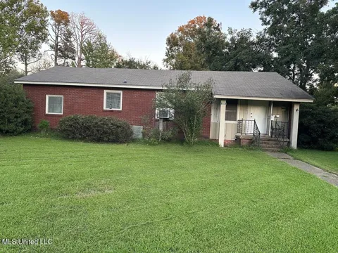 200 Cedar Street