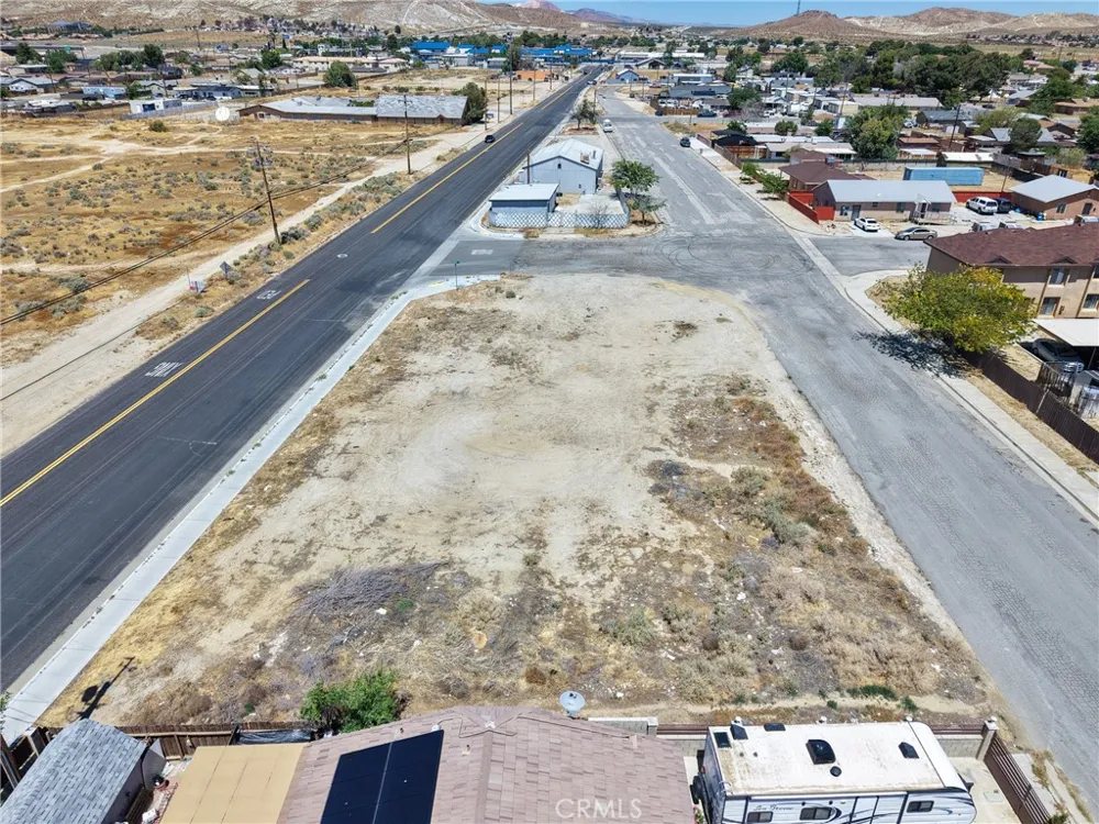 2643 Dixie Street Rosamond, CA 93560