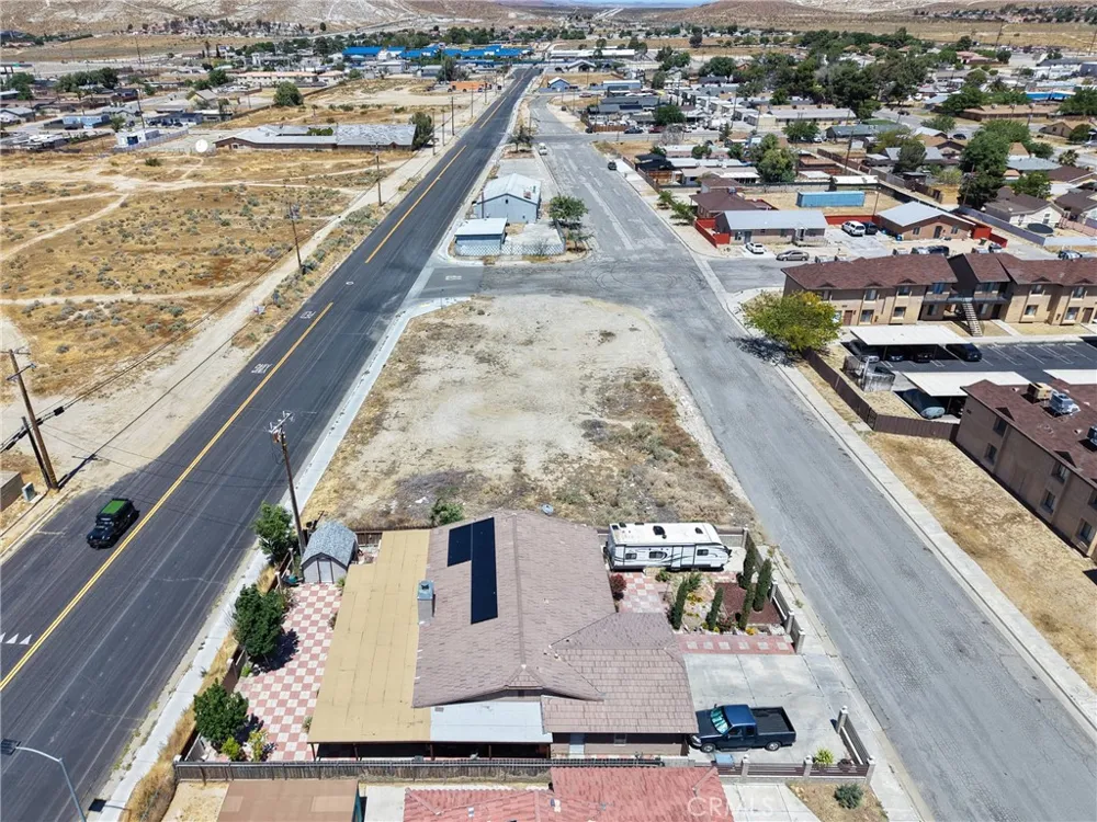 2643 Dixie Street Rosamond, CA 93560