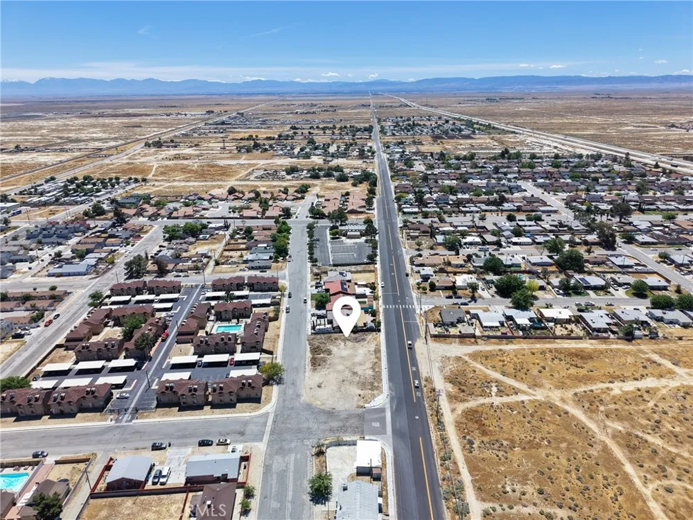 2643 Dixie Street Rosamond, CA 93560