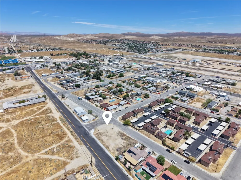 2643 Dixie Street Rosamond, CA 93560