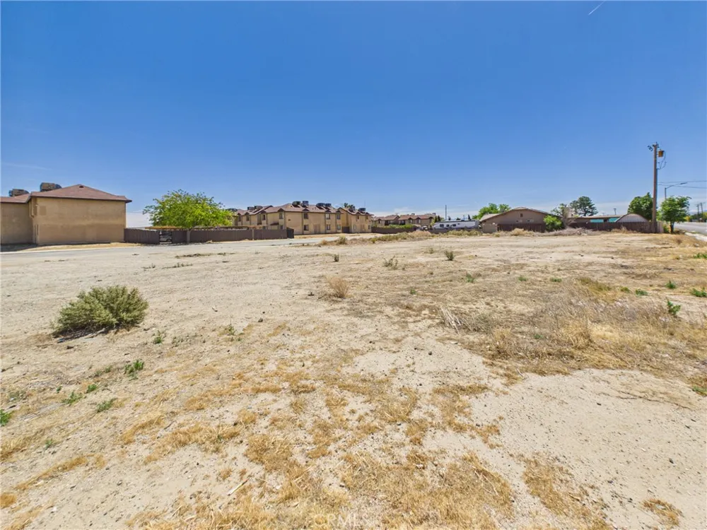 2643 Dixie Street Rosamond, CA 93560