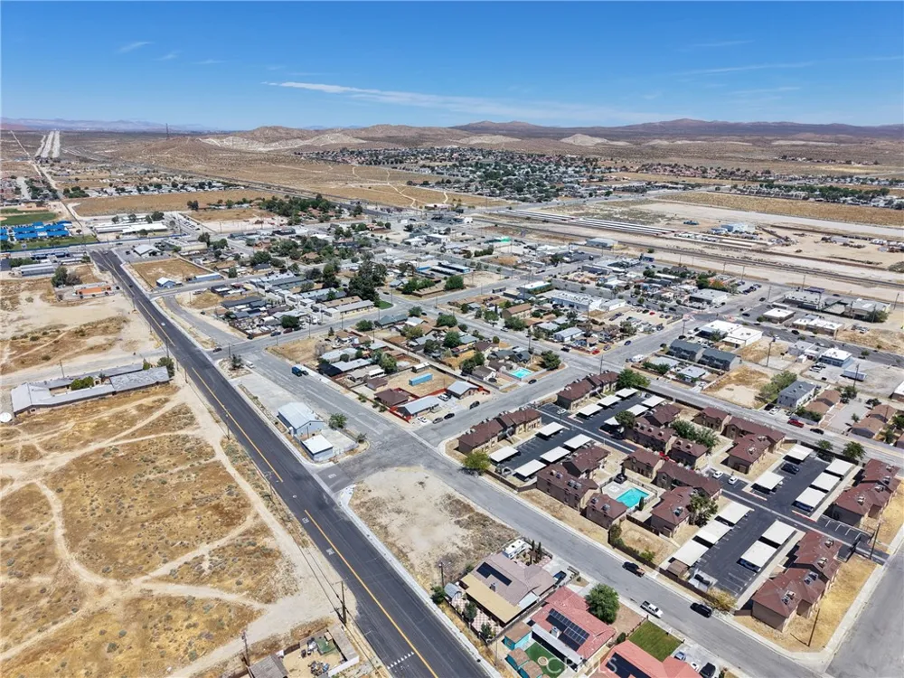 2643 Dixie Street Rosamond, CA 93560