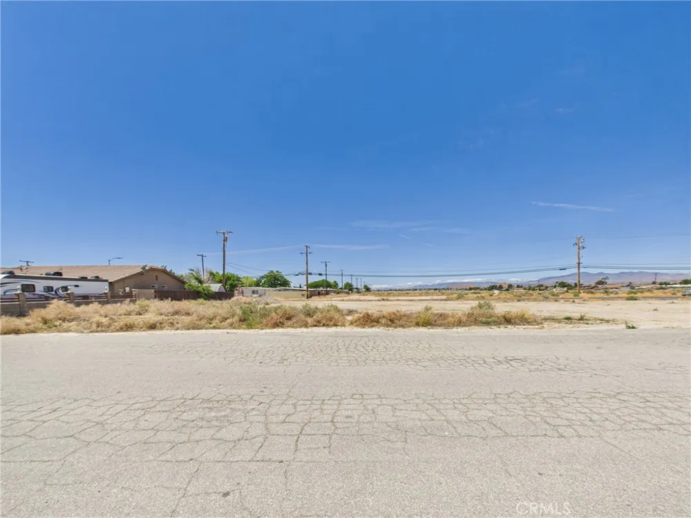 2643 Dixie Street Rosamond, CA 93560