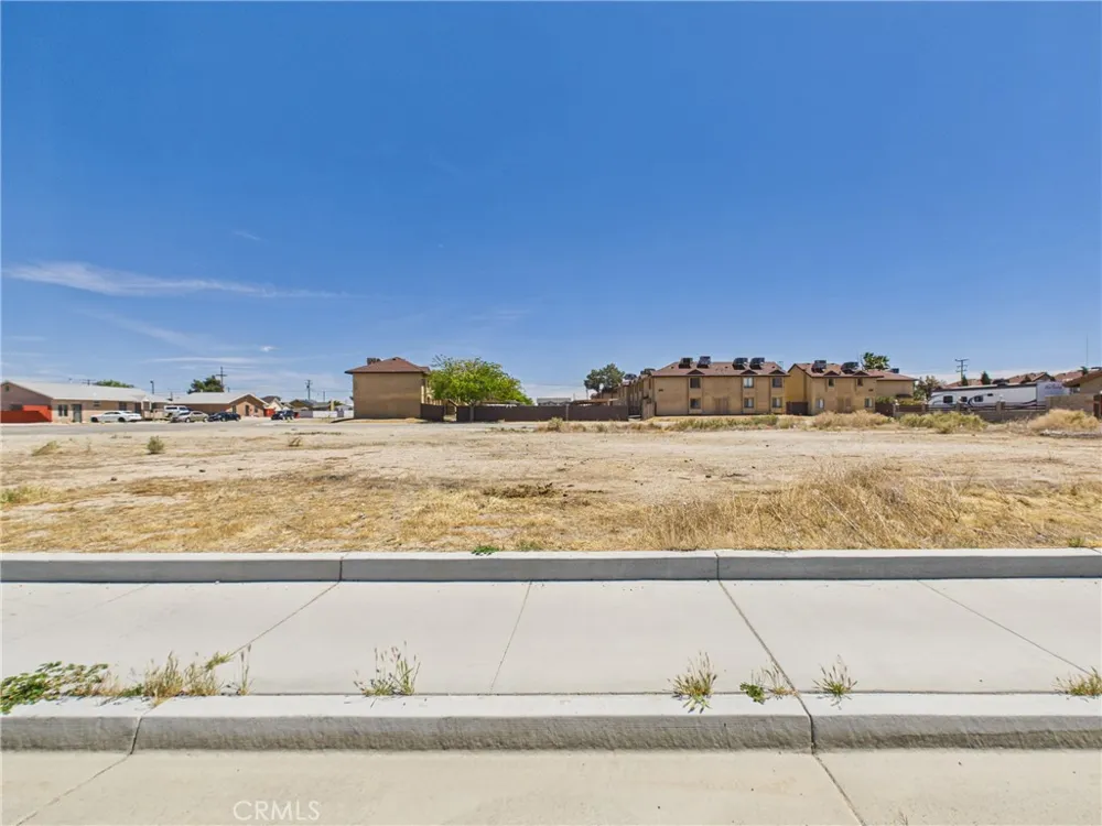 2643 Dixie Street Rosamond, CA 93560