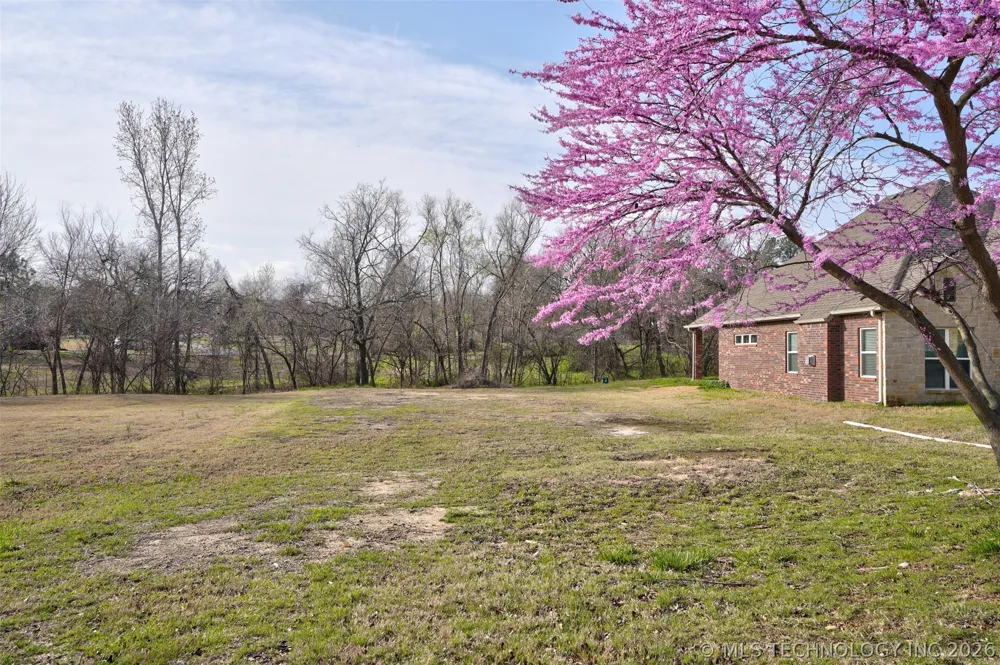 103 Woodview Lane Sapulpa, OK 74066