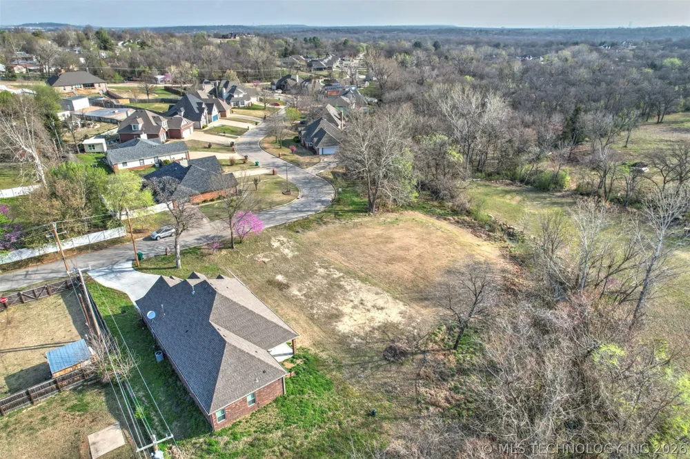 103 Woodview Lane Sapulpa, OK 74066