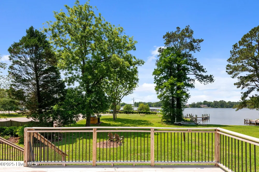 105 Main Street Bath, NC 27808