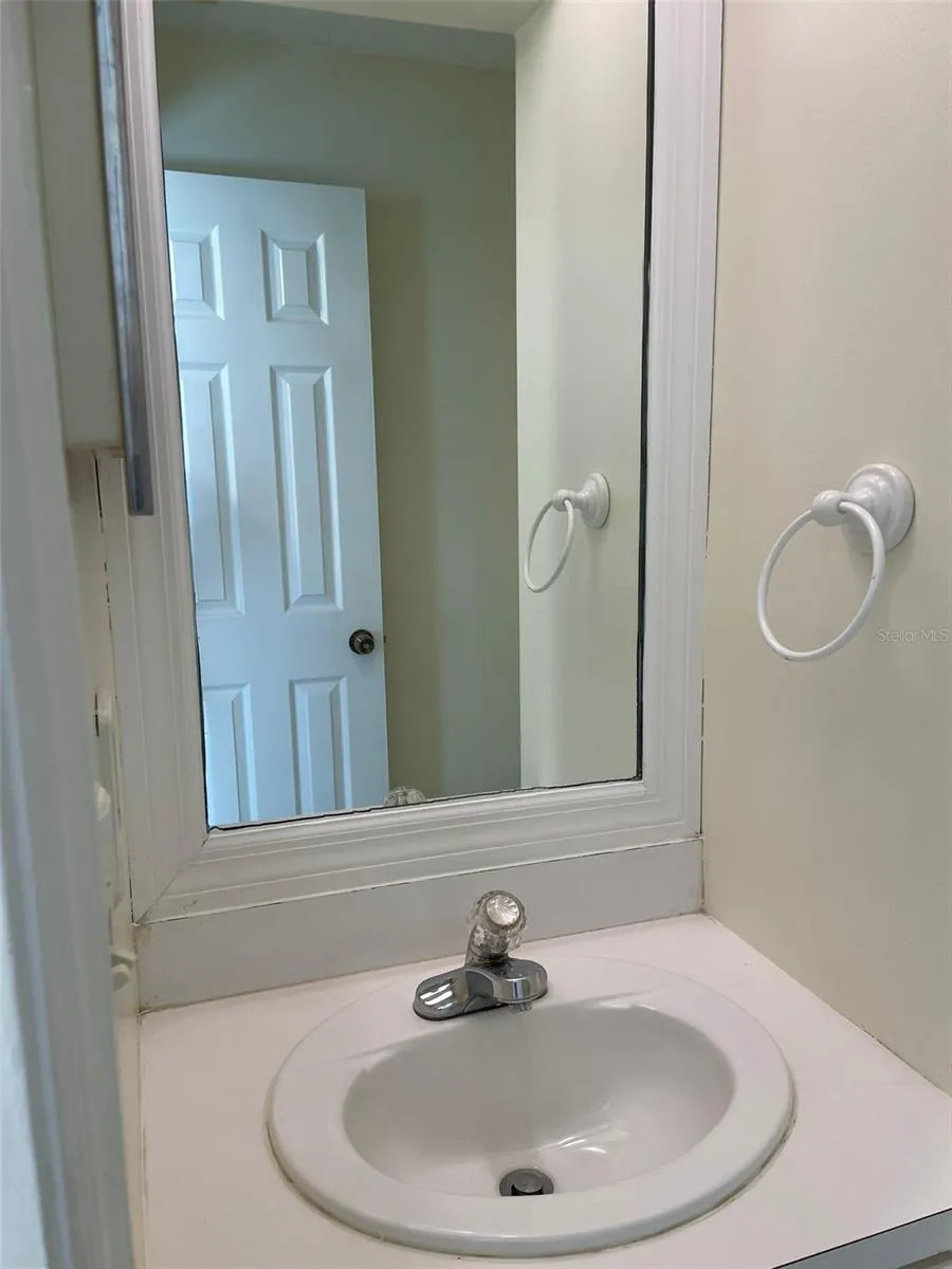 7327 FOREST HILL COURT #223 Winter Park, FL 32792