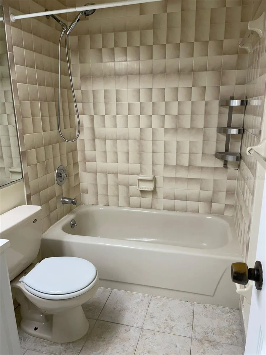 7327 FOREST HILL COURT #223 Winter Park, FL 32792