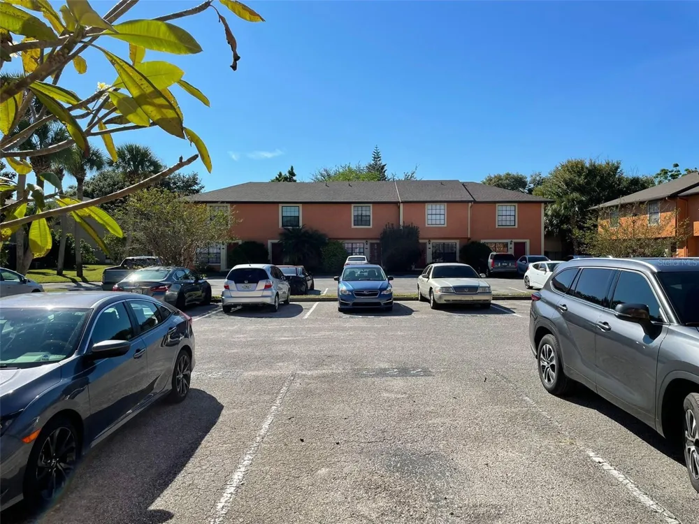 7327 FOREST HILL COURT #223 Winter Park, FL 32792
