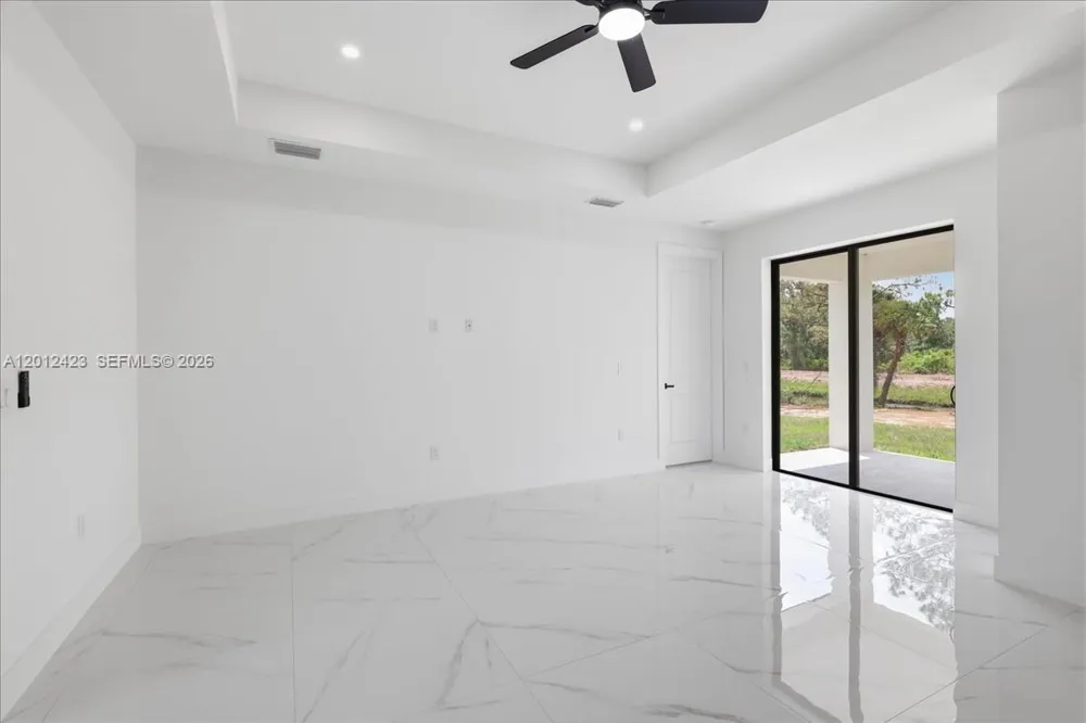 1032 CANDLELIGHT DR Other City - In The State Of Florida, FL 33974