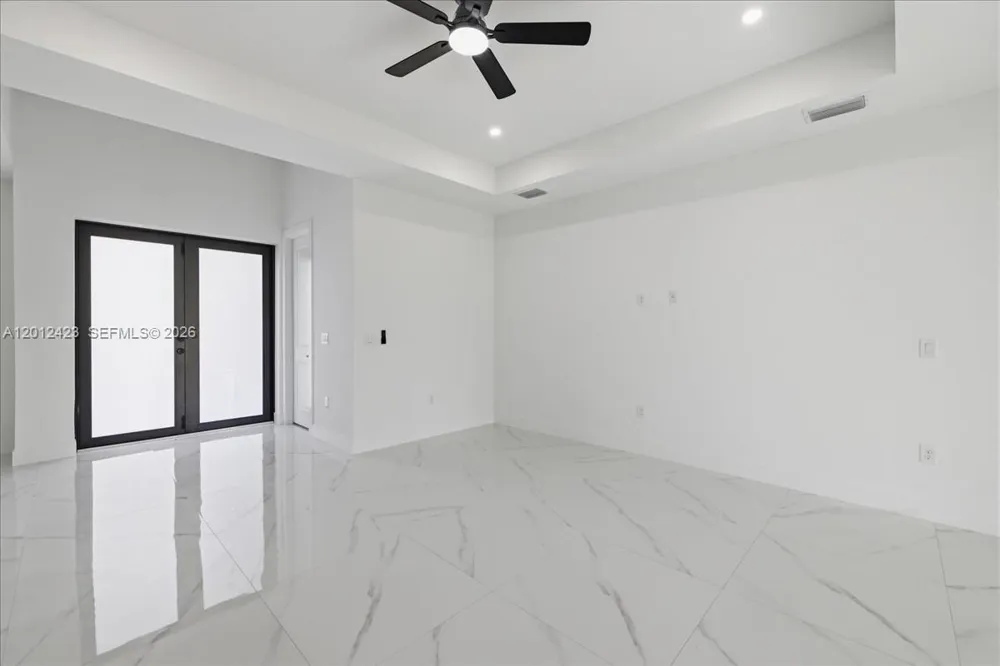1032 CANDLELIGHT DR Other City - In The State Of Florida, FL 33974