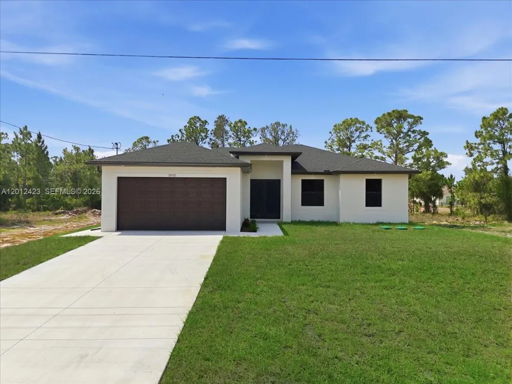 1032 CANDLELIGHT DR Other City - In The State Of Florida, FL 33974