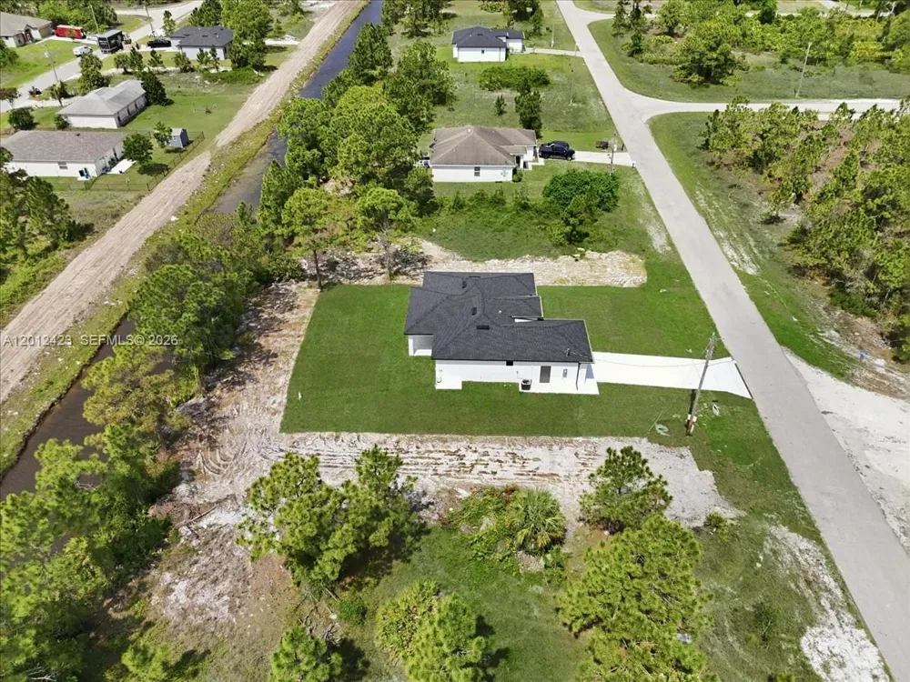 1032 CANDLELIGHT DR Other City - In The State Of Florida, FL 33974