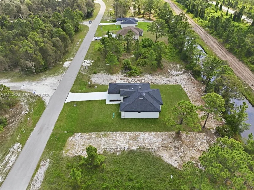 1032 CANDLELIGHT DR Other City - In The State Of Florida, FL 33974