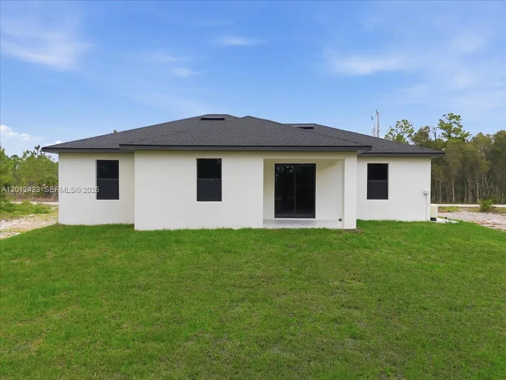 1032 CANDLELIGHT DR Other City - In The State Of Florida, FL 33974
