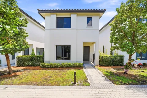 4356 NW 80th Ave
