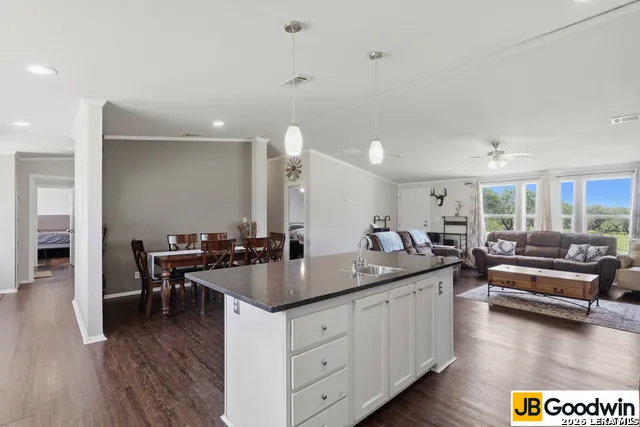 152 E County Road 304 Jourdanton, TX 78026