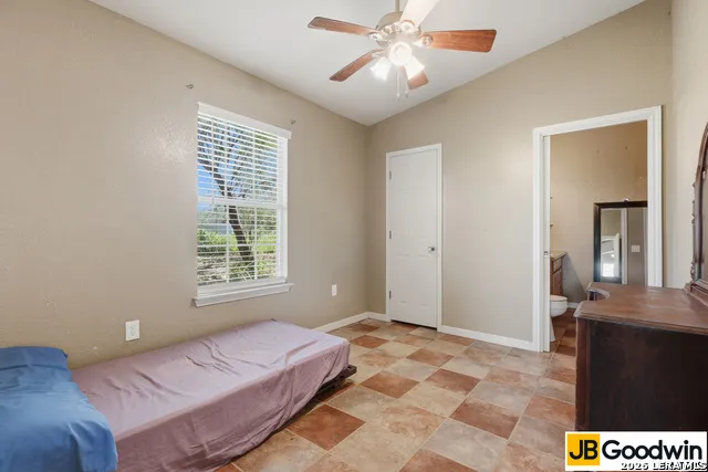 152 E County Road 304 Jourdanton, TX 78026