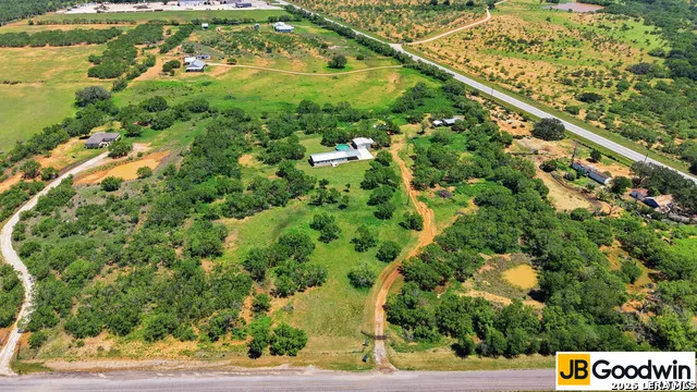 152 E County Road 304 Jourdanton, TX 78026