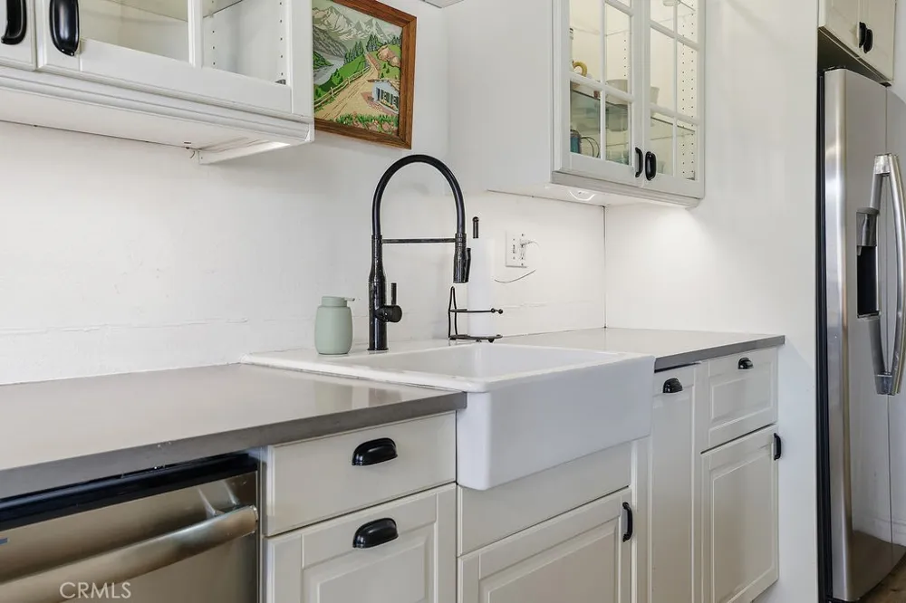 5400 Newcastle Avenue #45 Encino, CA 91316