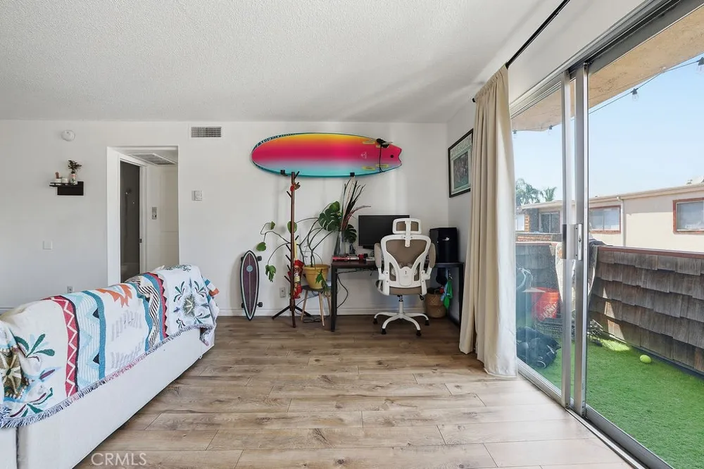 5400 Newcastle Avenue #45 Encino, CA 91316