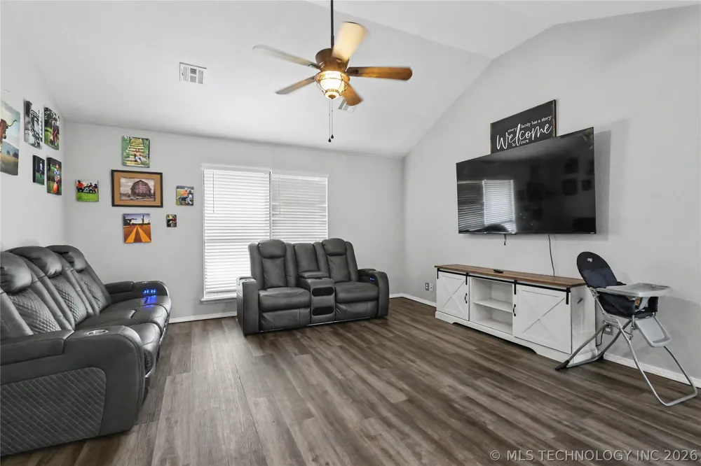 13070 Windchester Drive Tahlequah, OK 74464