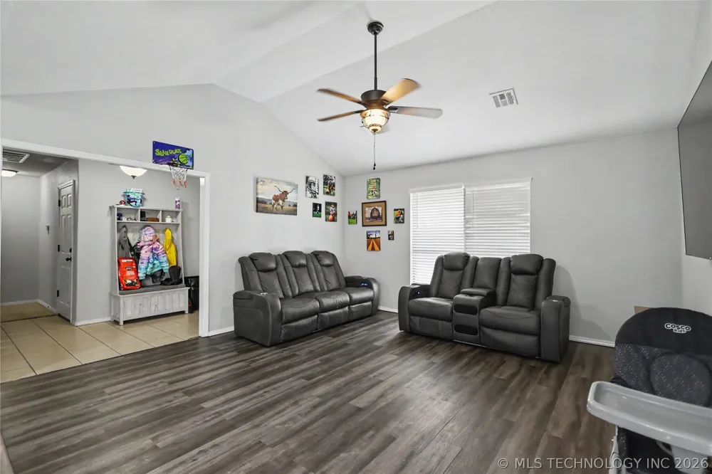 13070 Windchester Drive Tahlequah, OK 74464