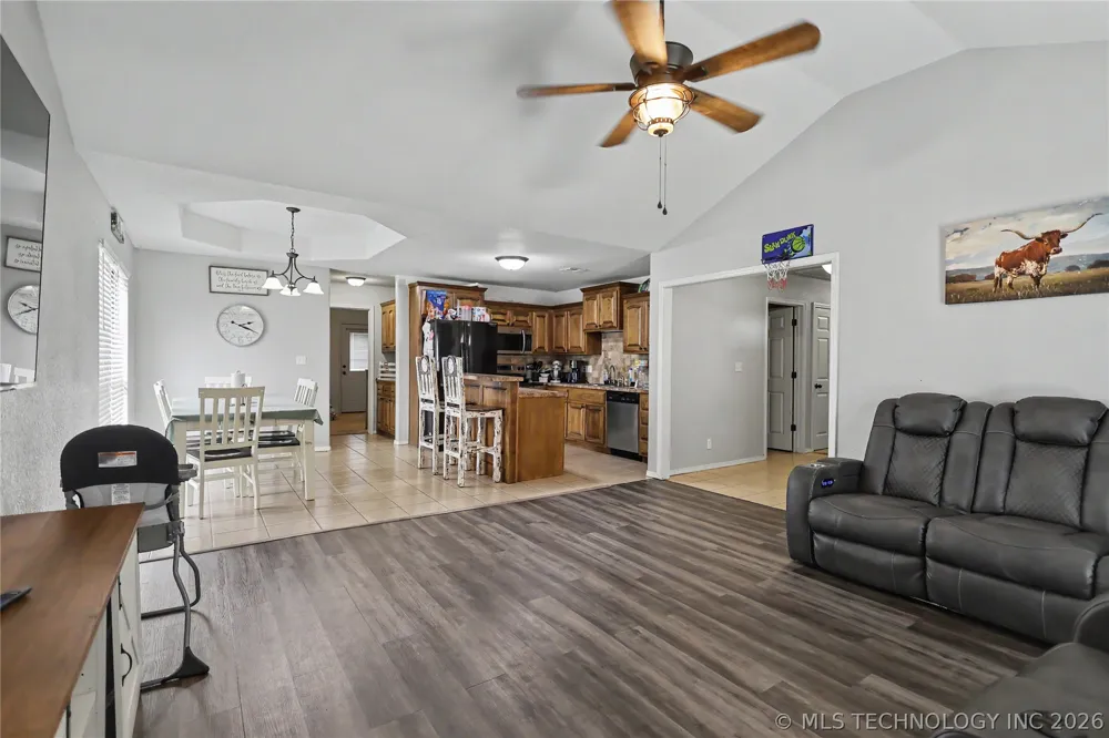 13070 Windchester Drive Tahlequah, OK 74464