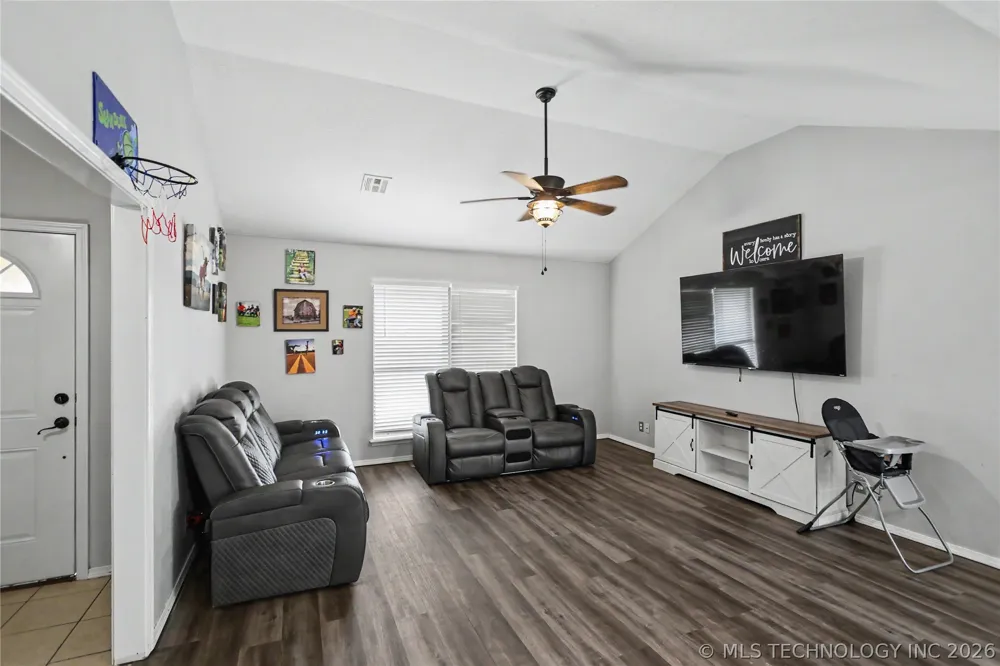 13070 Windchester Drive Tahlequah, OK 74464