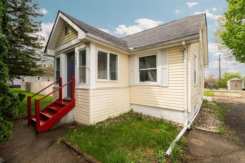 8659 Canton Center Road Canton, MI 48187