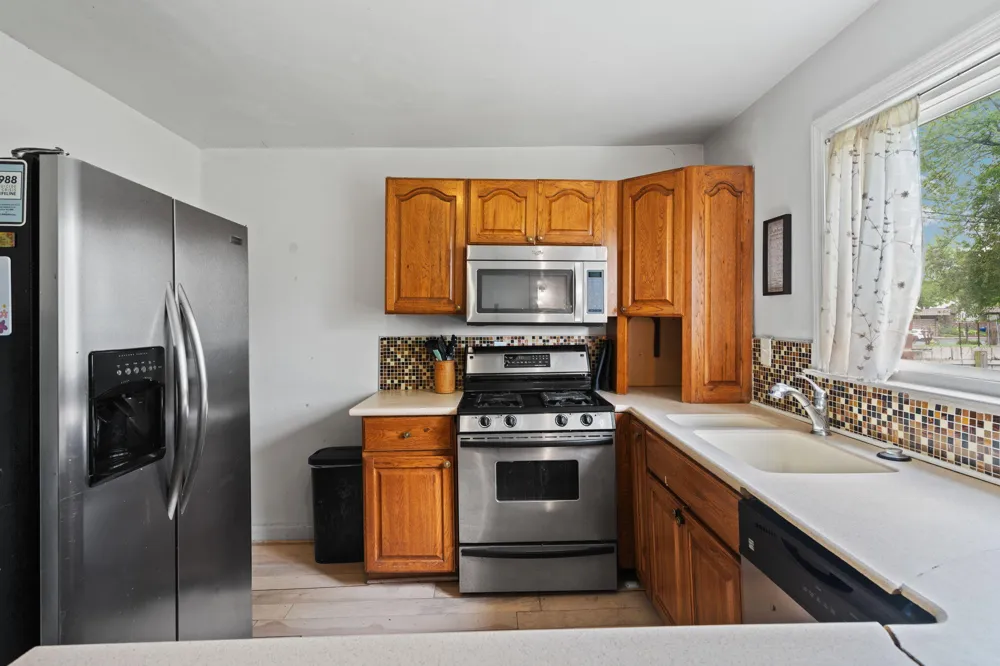 8659 Canton Center Road Canton, MI 48187