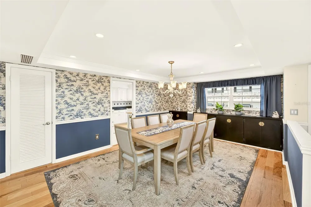 131 BLUFF VIEW DRIVE #401 Belleair Bluffs, FL 33770