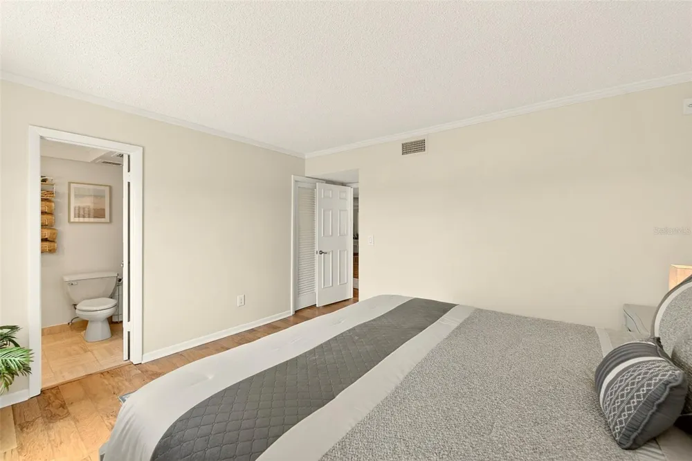 131 BLUFF VIEW DRIVE #401 Belleair Bluffs, FL 33770