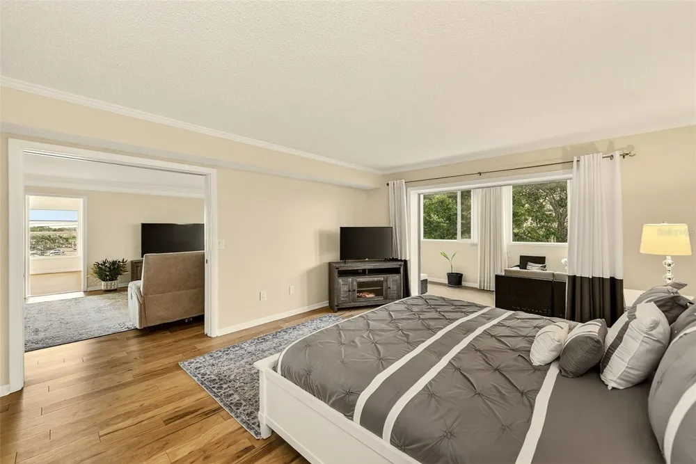 131 BLUFF VIEW DRIVE #401 Belleair Bluffs, FL 33770
