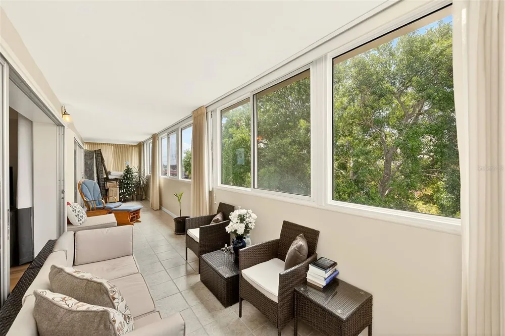 131 BLUFF VIEW DRIVE #401 Belleair Bluffs, FL 33770