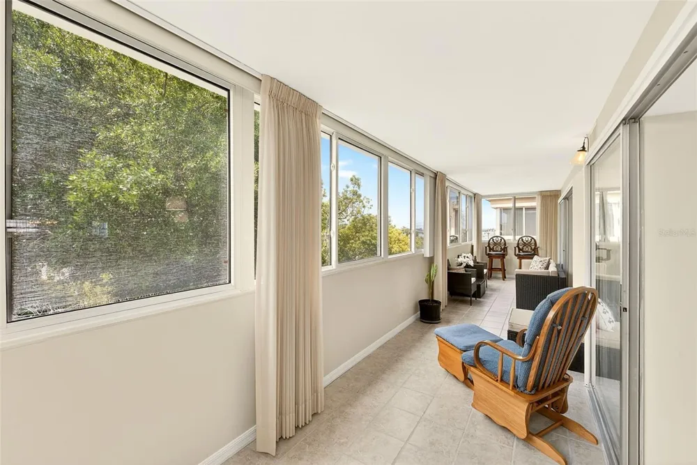 131 BLUFF VIEW DRIVE #401 Belleair Bluffs, FL 33770