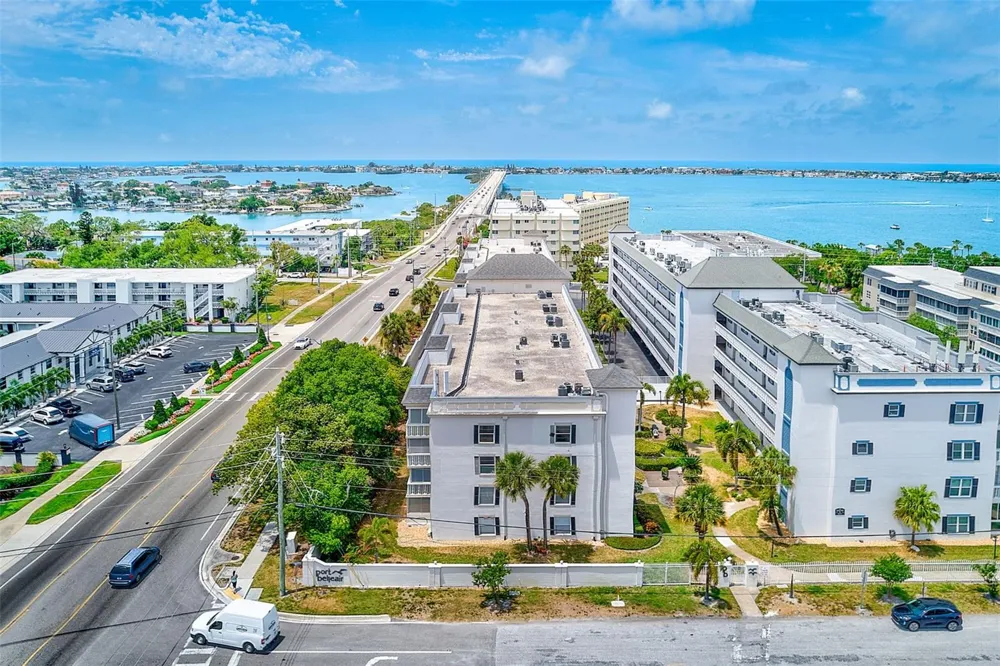 131 BLUFF VIEW DRIVE #401 Belleair Bluffs, FL 33770