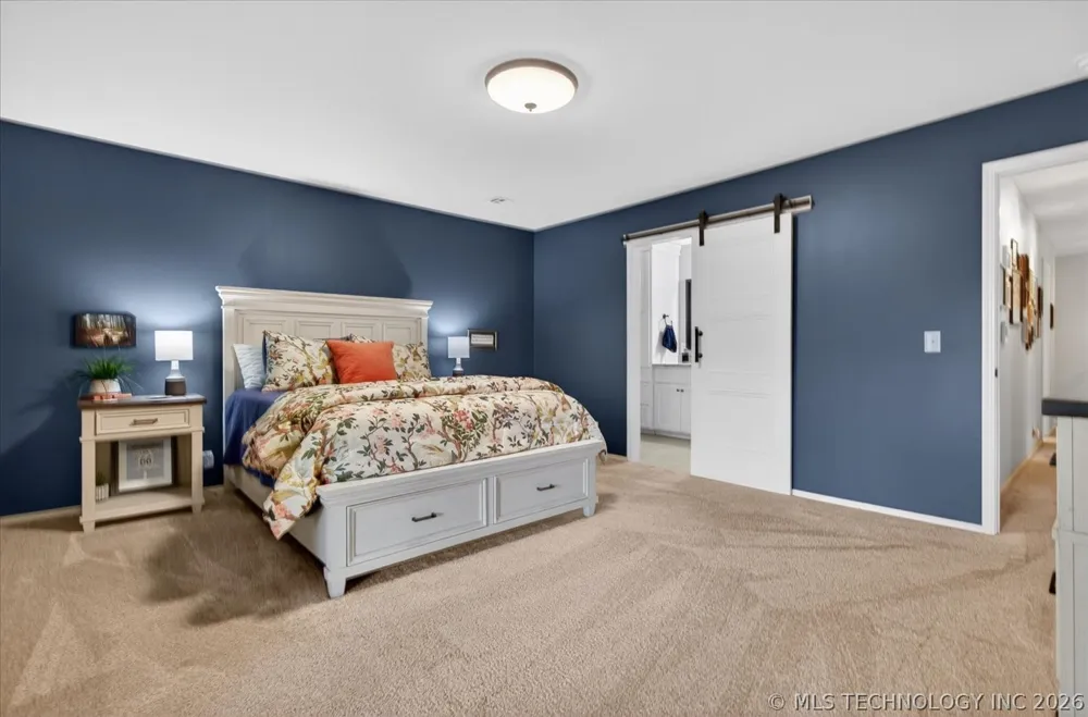 2516 Williamsburg Street S Bartlesville, OK 74006