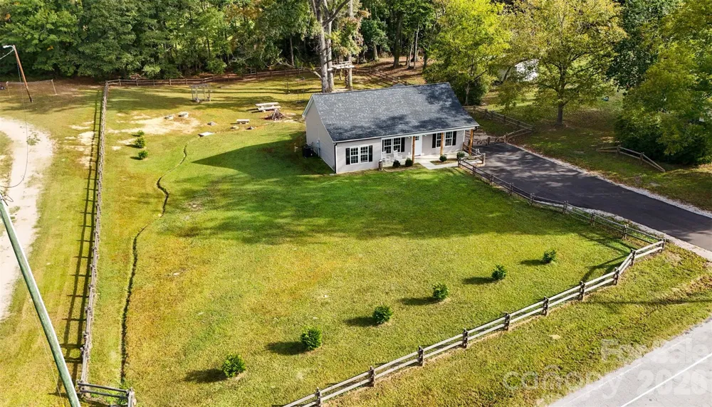 214 W Church Street Jefferson, SC 29718